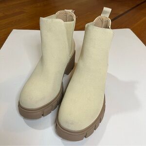 Athlefit Women’s Chelsea Boots